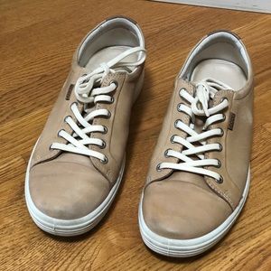 ECCO Tan Leather Tie Sneakers